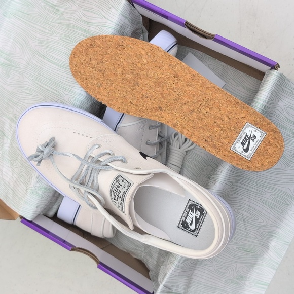 Nike SB Zoom Janoski OG - Summit White - Men\'s Size 10.5 ( FD6757-100 )